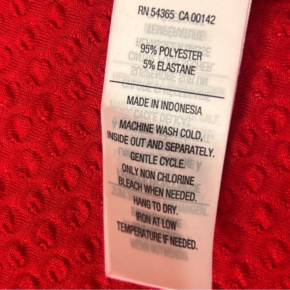 Peter Nygard Vibrant Red Jacket. Size 2X. - Picture 8 of 8